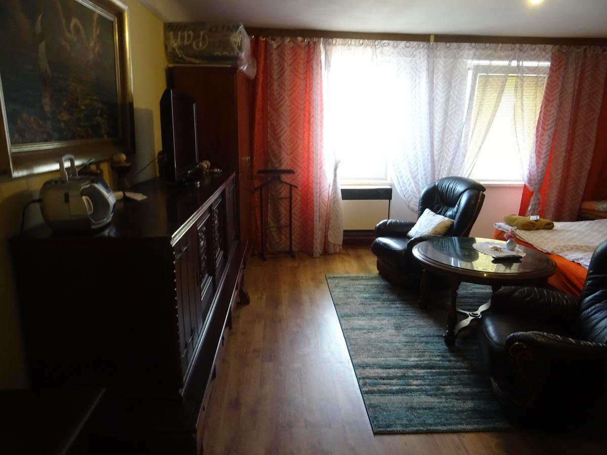Ferienwohnung Milanna Břeclav Exterior foto